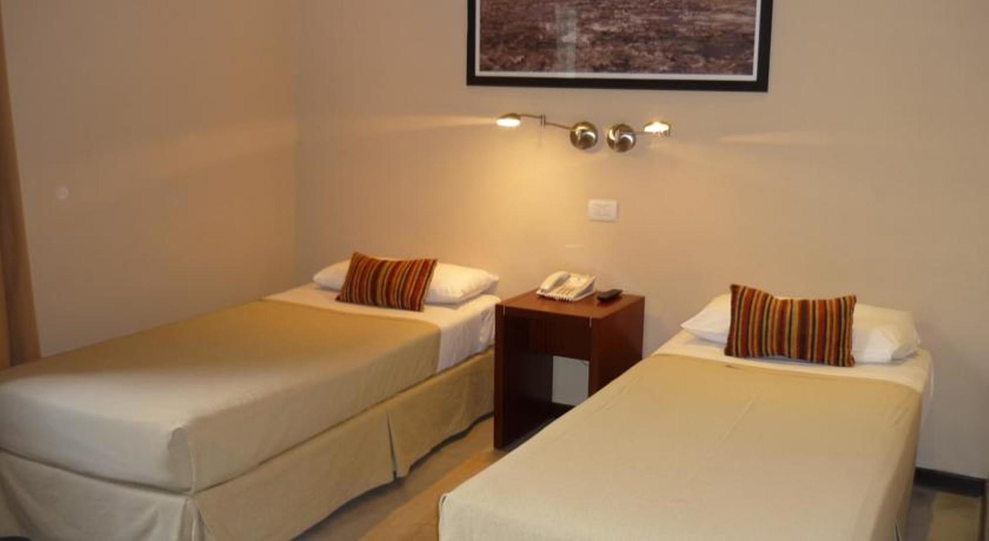 Alma Del Plata Buenos Aires Hotel & Apart מראה חיצוני תמונה
